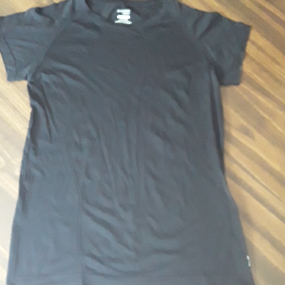 🔹️Black Dri-Fit Danskin Fitted Shirt